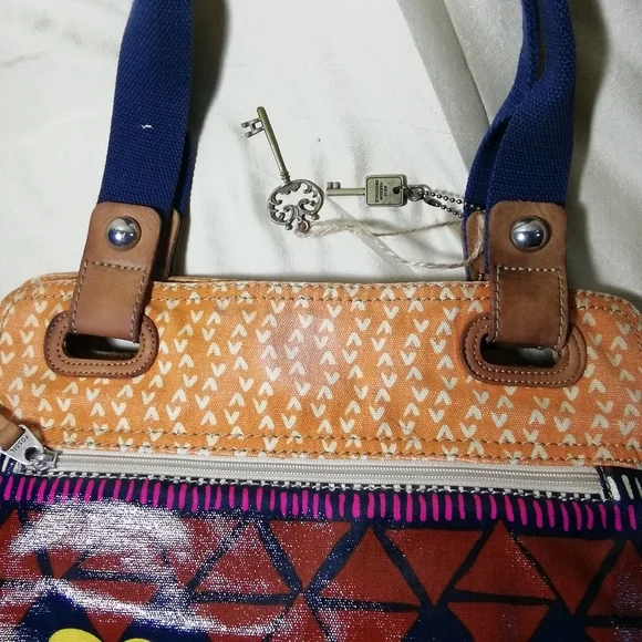 Fossil Key Per bag - Picture 4 of 11